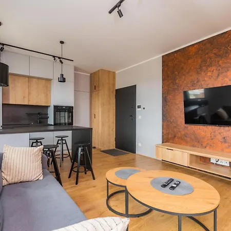 Doki - Black & White By Grand * Gdańsk