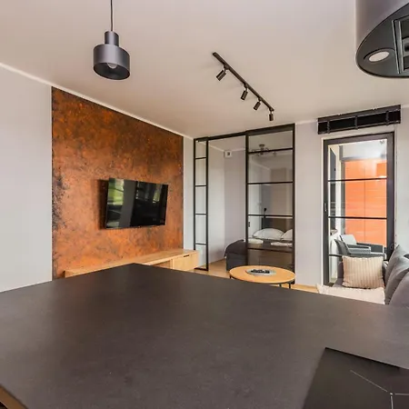 Doki - Black & White By Grand Lejlighed *