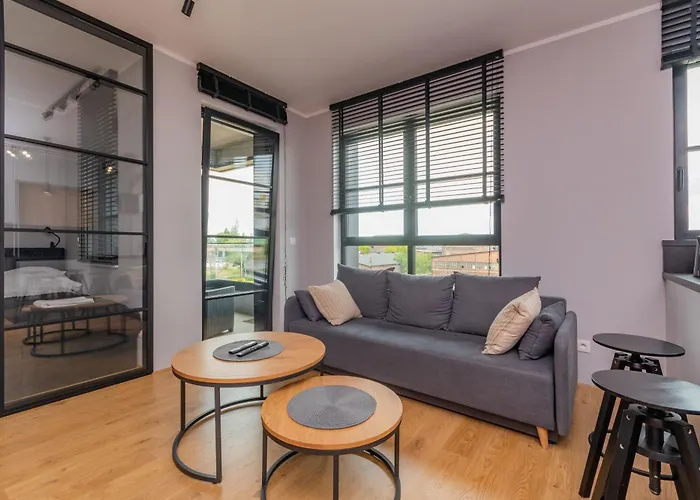 Doki - Black & White By Grand Daire