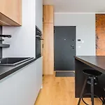 Doki - Black & White By Grand Apartment Gdansk
